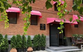 Elle Boutique Hotel